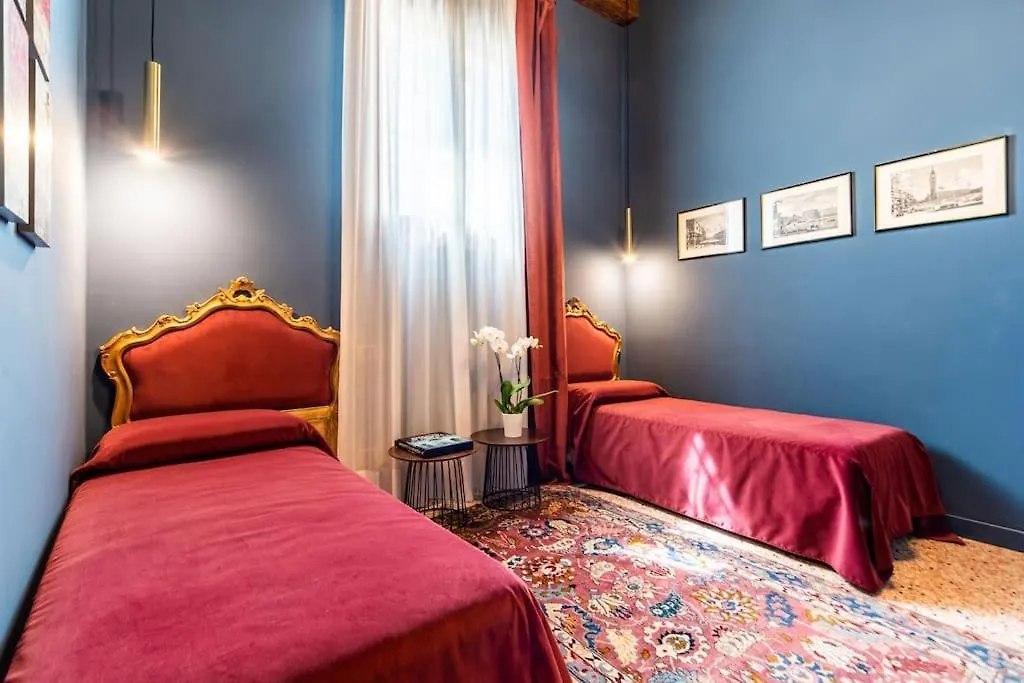 Ca Regina Panada - Passion On The Canal Venice