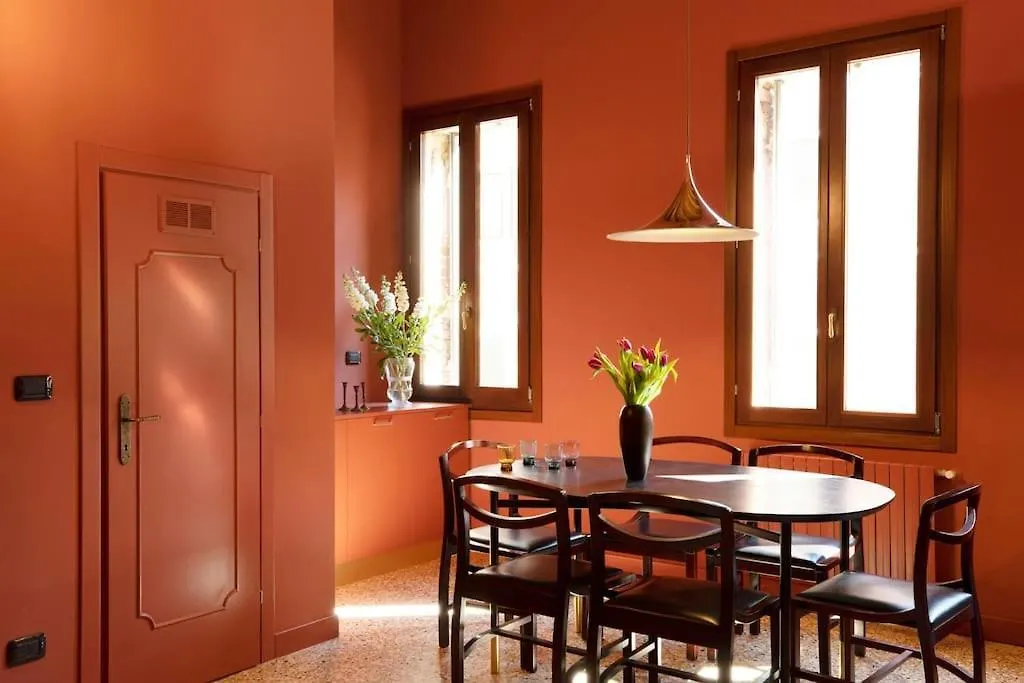 Apartment Ca Regina Panada - Passion On The Canal Venice